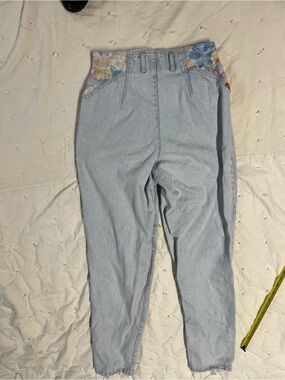 Jordache Light Wash Denim Jeans with Floral Pocket Trim